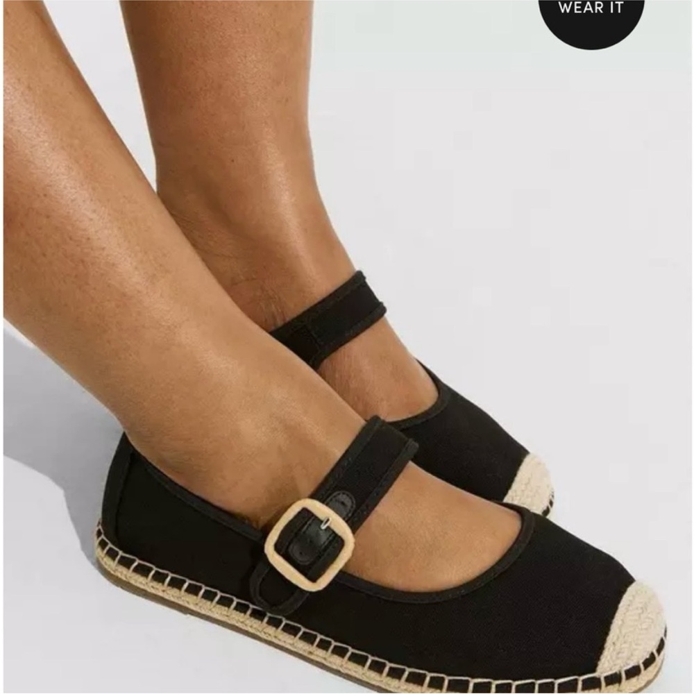 Torrid Black and Cream Espadrille Shoes - Picture 2 of 6